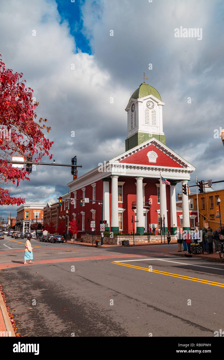 Charles Town Wv Usa November 3 2018 The Historic Courthouse In