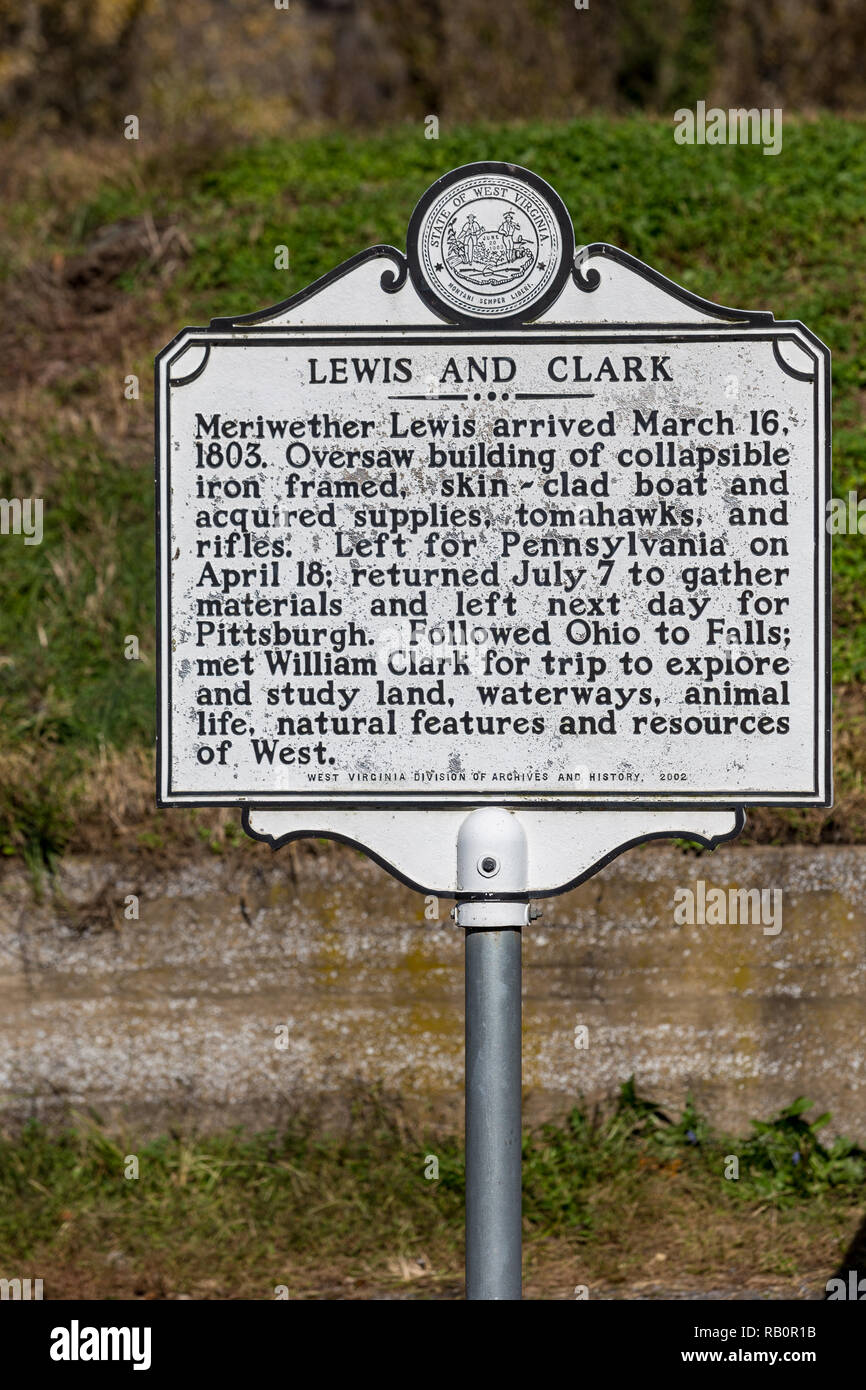 Lewis and clark historic trail - Harpers Ferry Wv Usa November 3 2018 The Lewis And Clark Historic Marker Near The Potomac River In Harpers Ferry RB0R1B