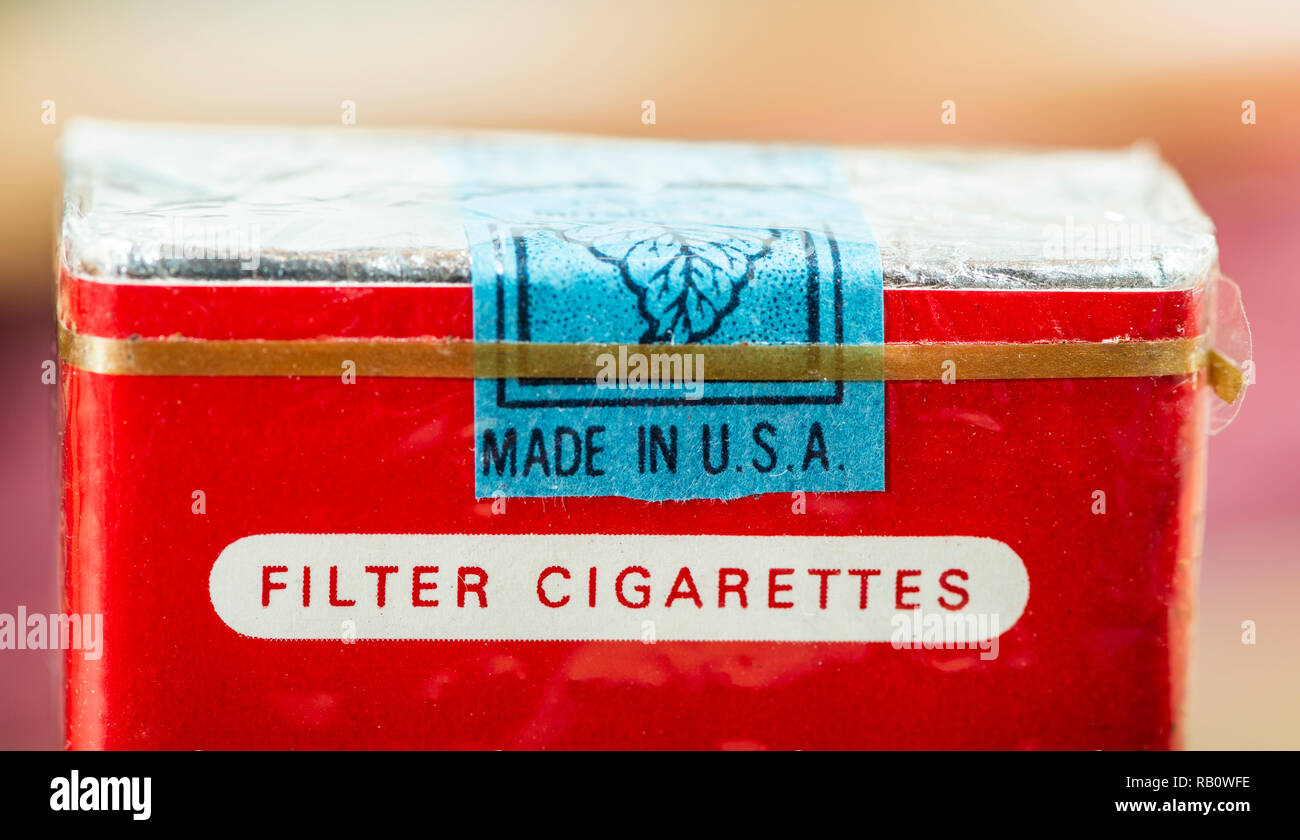 Paper banderole hires stock photography and images Alamy