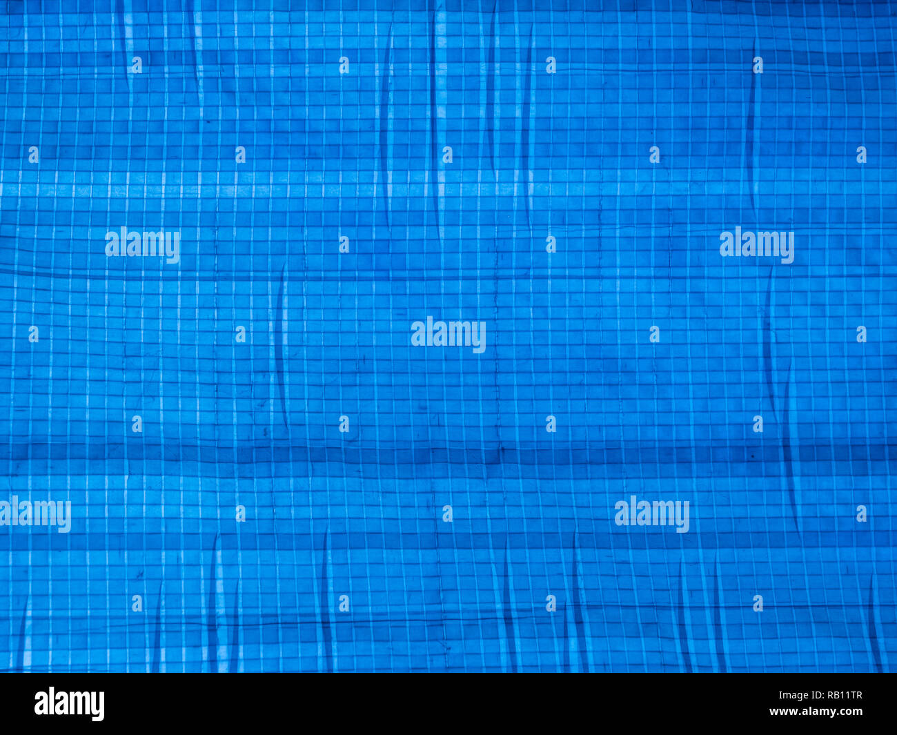 Blue tarp hires stock photography and images Alamy