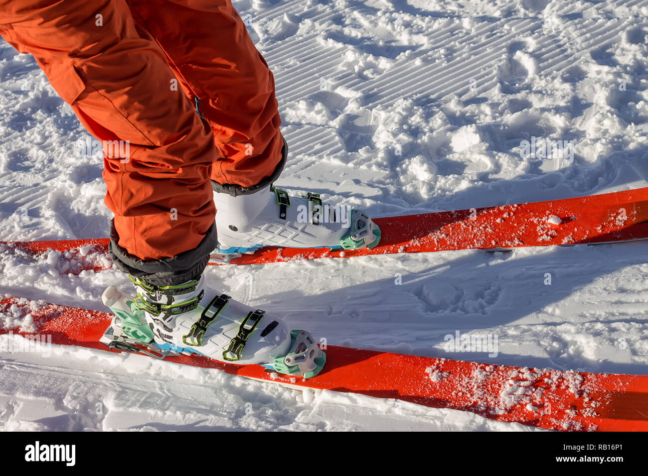 Skier foot of mountain hi-res stock photography and images - Alamy