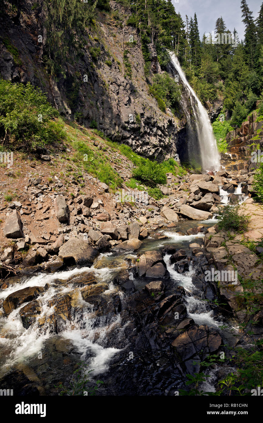 Paradise falls hi-res stock photography and images - Alamy