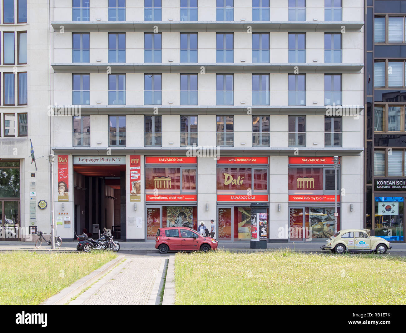 Dali museum berlin hi-res stock photography and images - Alamy