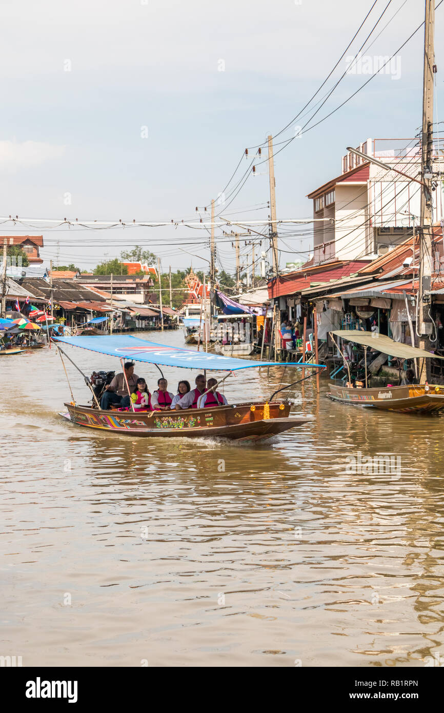 Chinese river boat hi-res stock photography and images - Alamy
