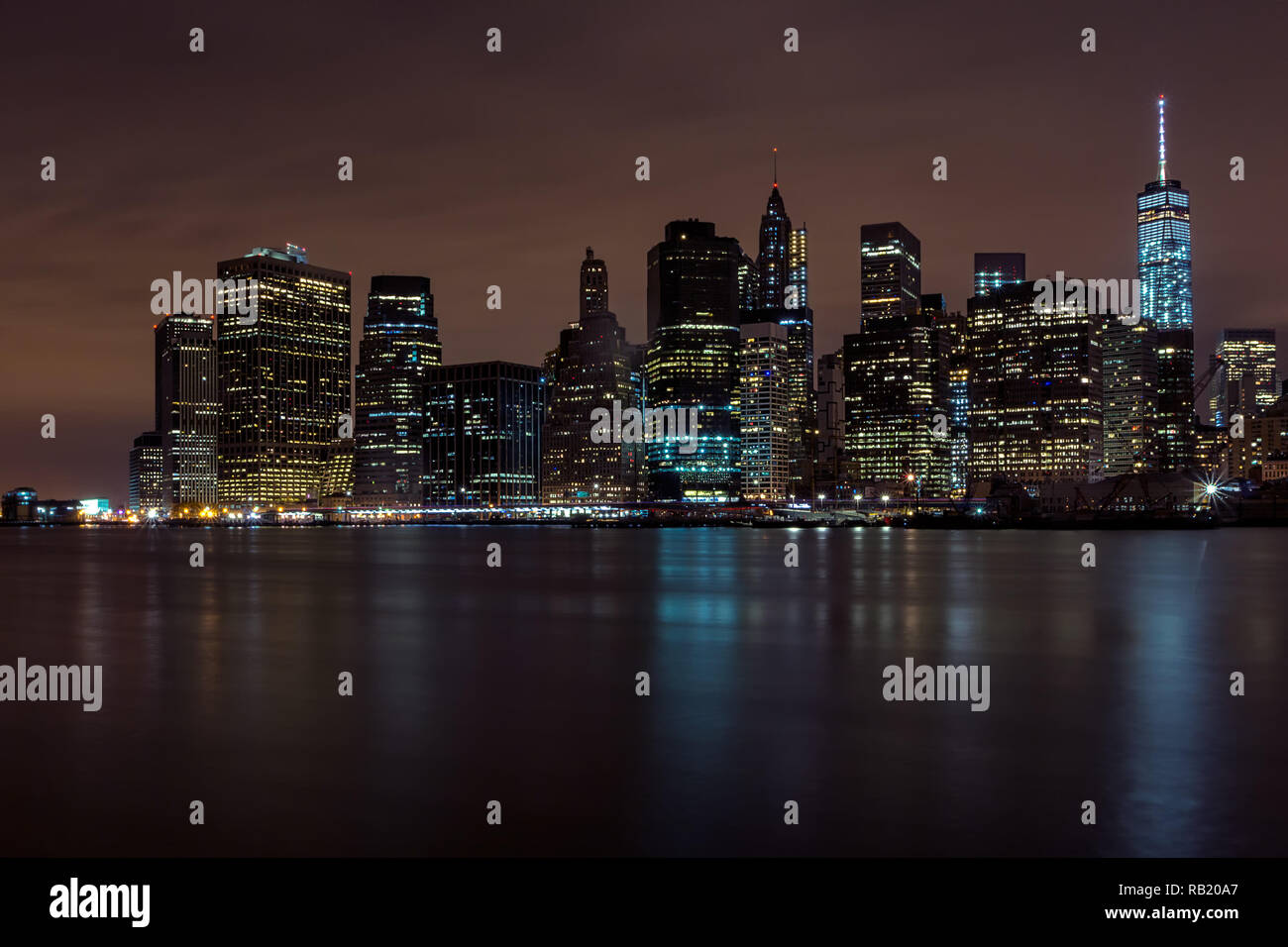 Manhattan night view hi-res stock photography and images - Alamy