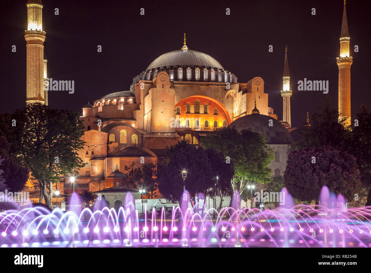 Hagia Sophia and fountain at evening, Istanbul, Turkey Stock Photo - Alamy