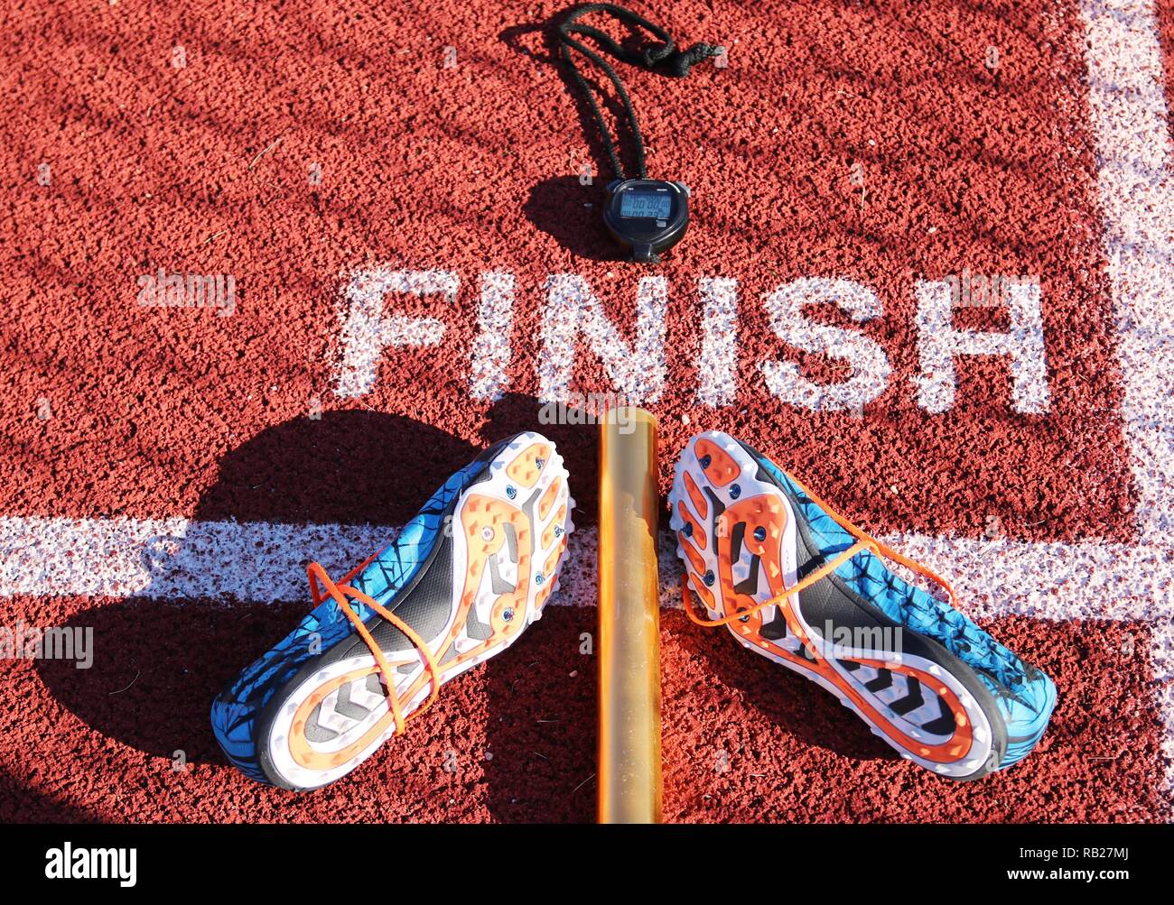 finish line track spikes