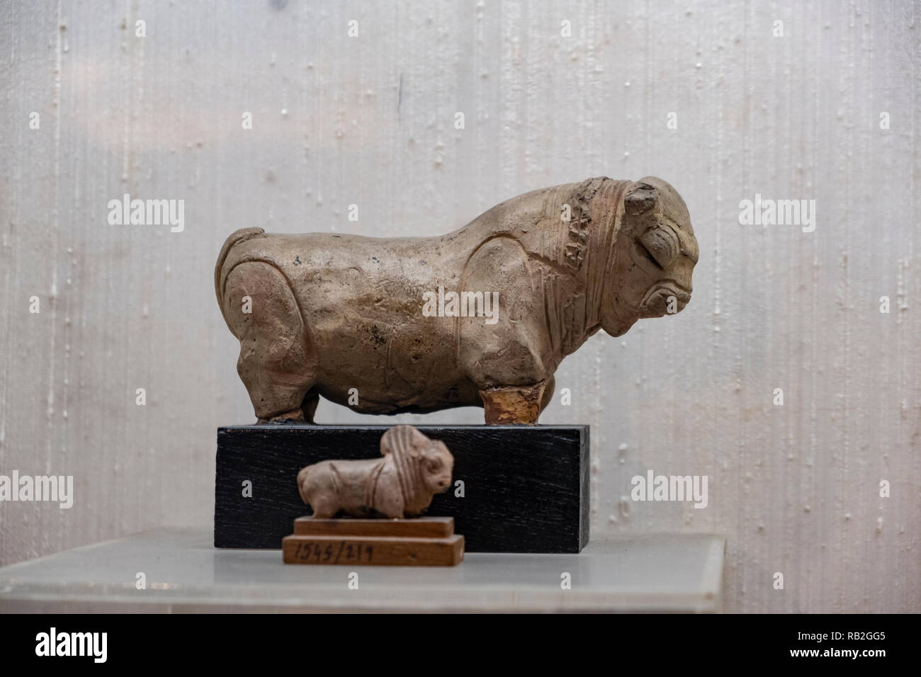 Animal Figurine, Harappa Mohenjo-Daro and Lothal. 2500-2000 BCE. Stock Photo