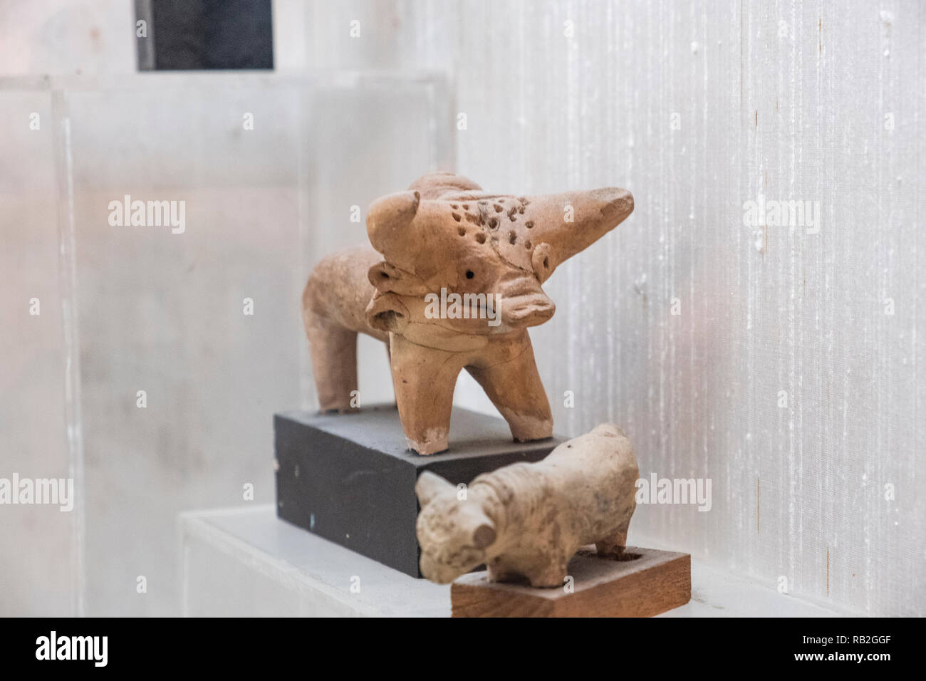 Animal Figurine, Harappa Mohenjo-Daro and Lothal. 2500-2000 BCE. Stock Photo