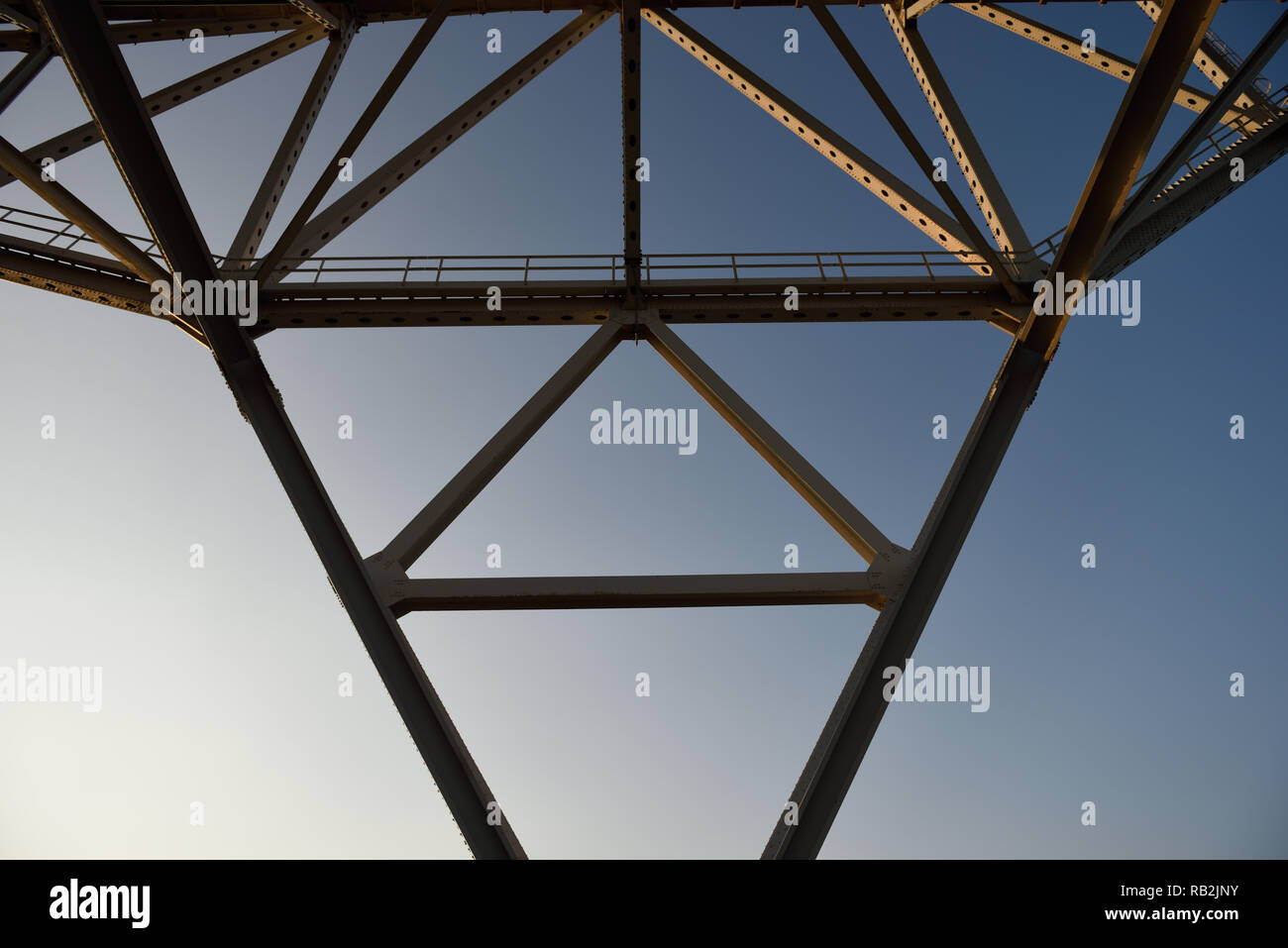 Steel truss girders hi-res stock photography and images - Alamy