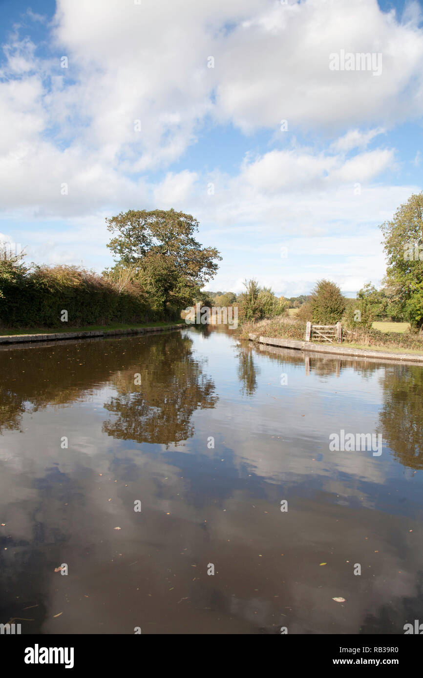 The Montgomery Canal near Lower Frankton Ellesmere Shropshire England Stock Photo Alamy