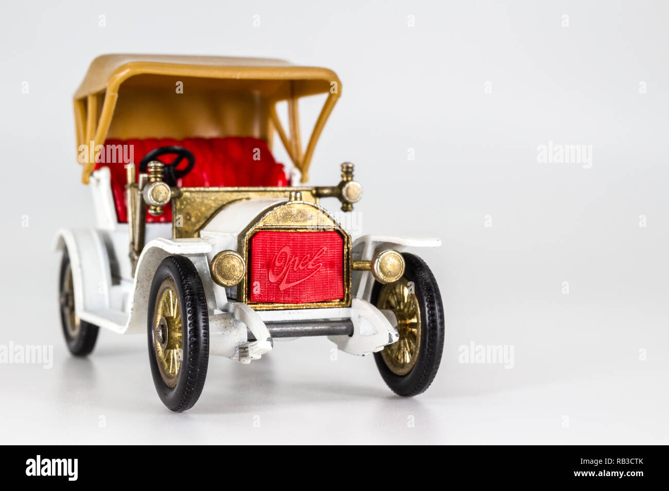 matchbox 1909 opel coupe