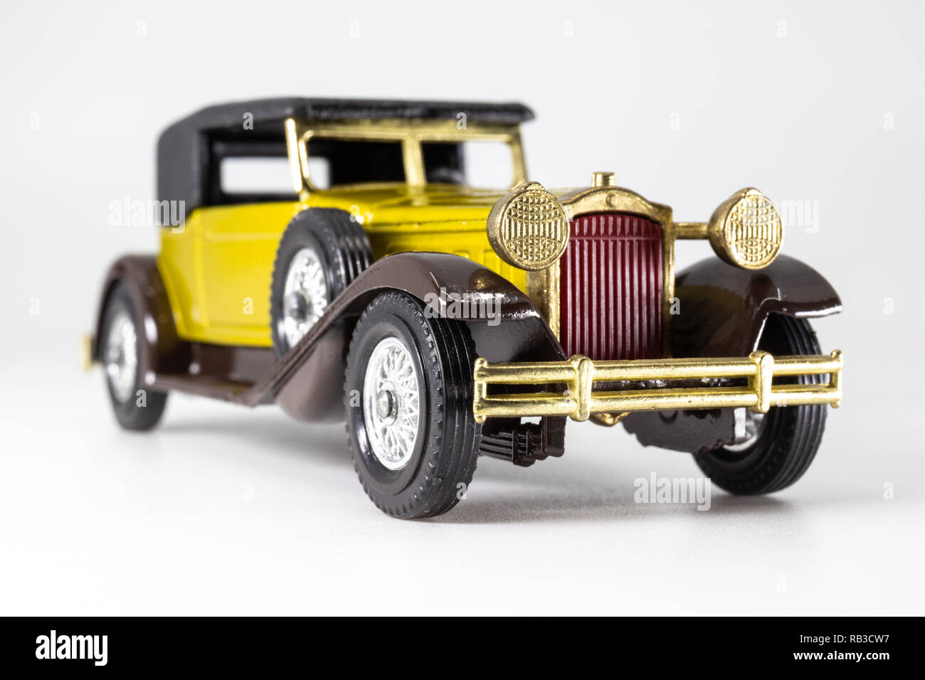 matchbox models of yesteryear 1930 packard victoria