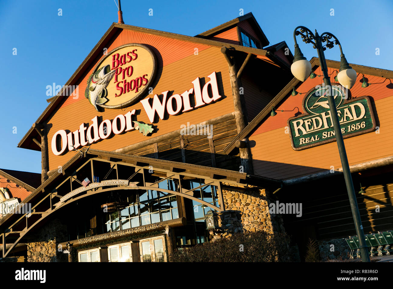 Bass pro shops outdoor world hires stock photography and images Alamy