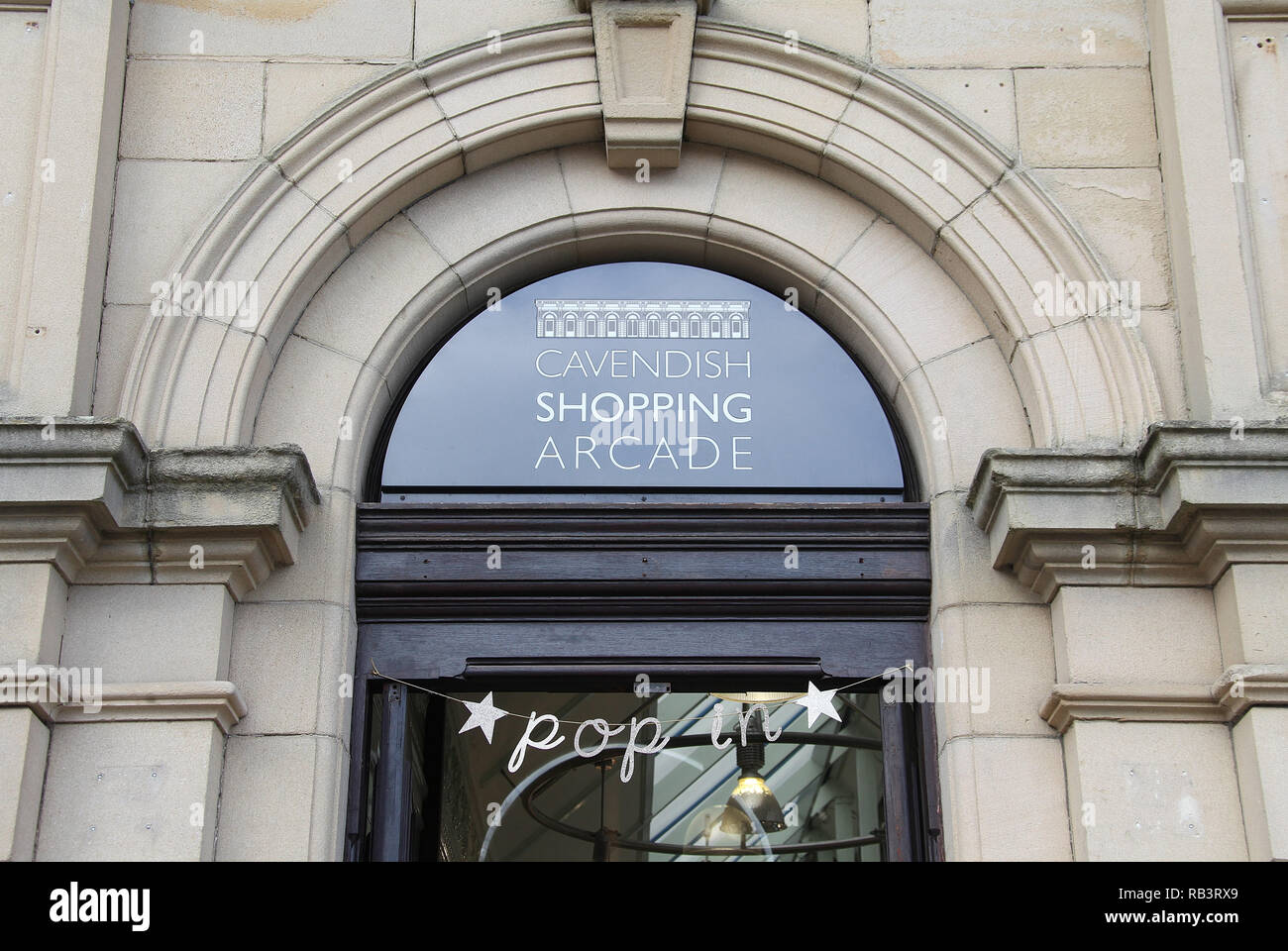H&m cavendish top trading hours