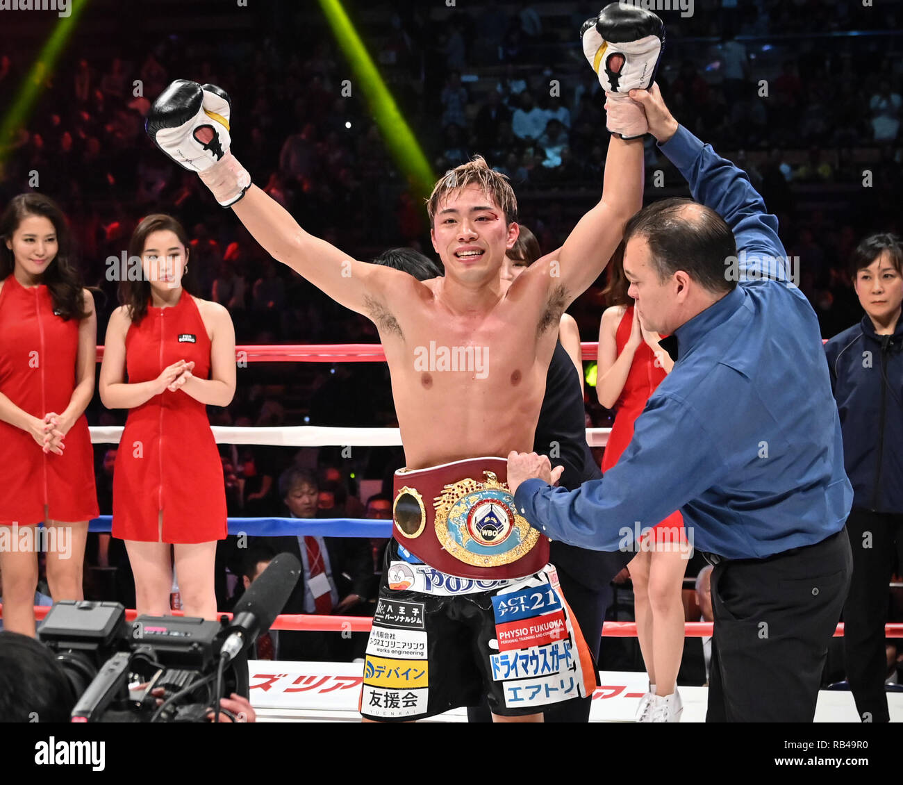 Tokyo, Japan. 30th Dec, 2018. (LR) Masayuki Ito (JPN), Laurence Cole