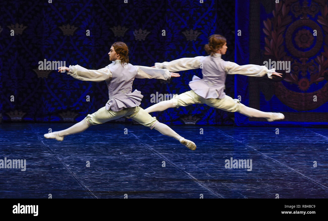 Russian State Ballet High Resolution Stock Photography And Images Alamy