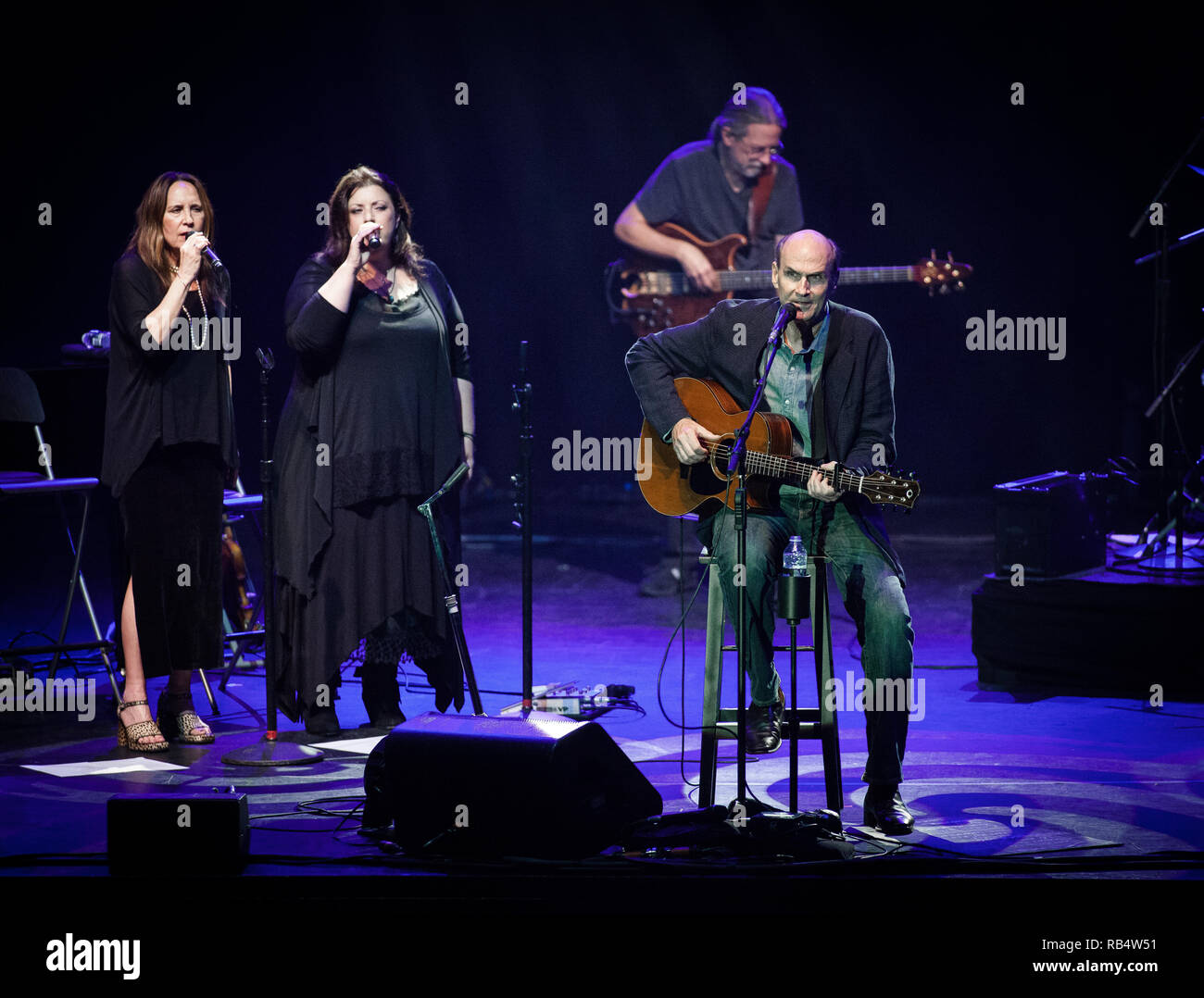 James taylor singer hi res stock photography and images Alamy