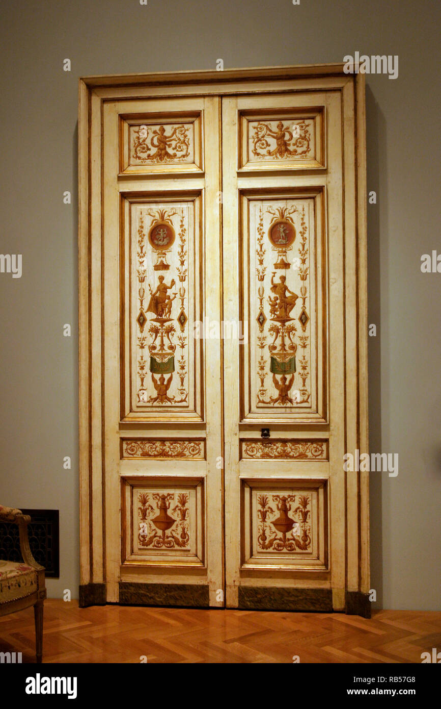 Cleveland, OH, USA. Old French double-leaf doors exposed at the Cleveland Museum of Art . Stock Photo