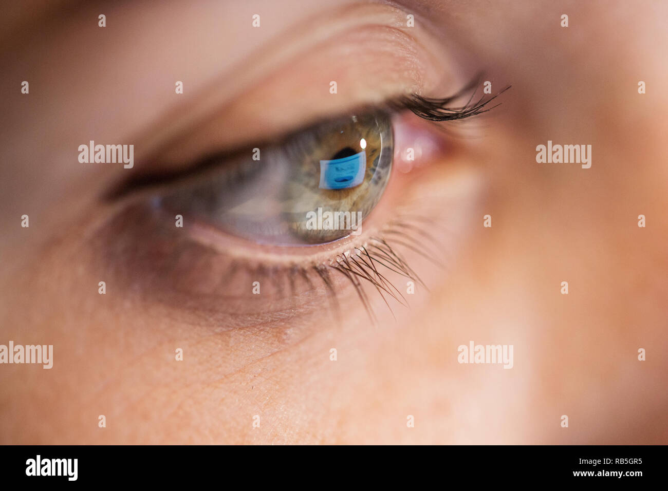 Computer reflection face hi-res stock photography and images - Alamy