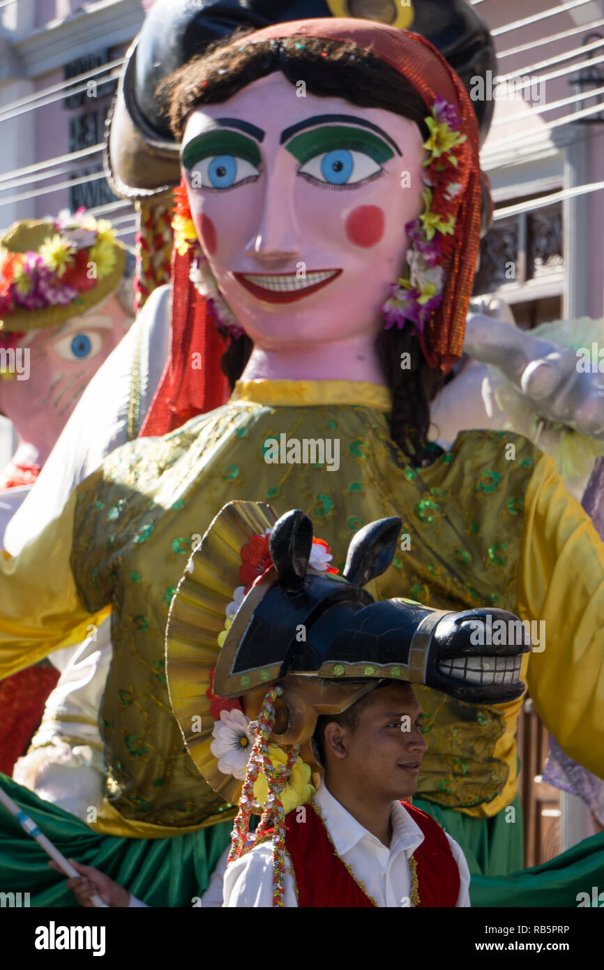 Granada, Nicaragua  February 15, 2017: People wearing traditional dress  and colorful masks during celebration of Carnival. Nicaragua traditional  fol Stock Photo - Alamy
