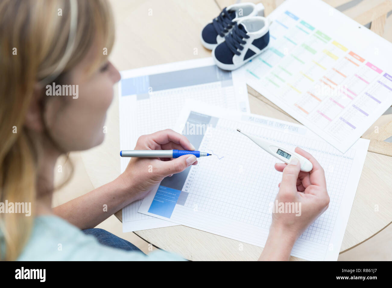 Menstrual cycle chart hires stock photography and images Alamy