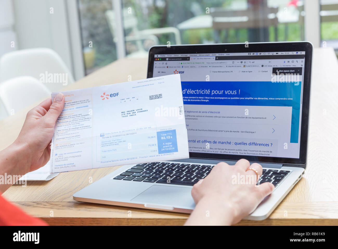 French electricty bill Stock Photo Alamy