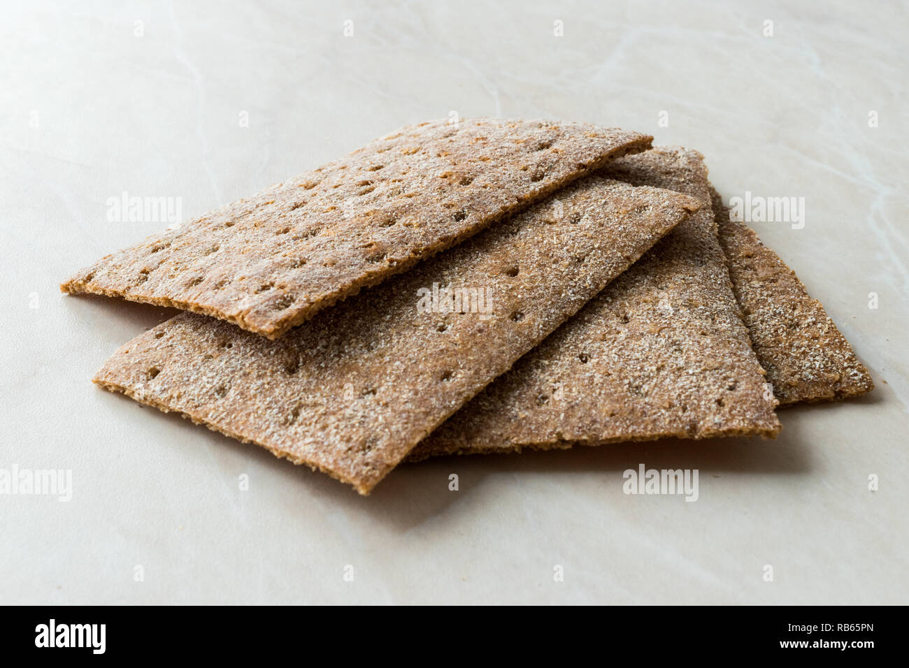 Rye Crispbread made with Sourdough / Cereal Crunchy Multigrain Cereal