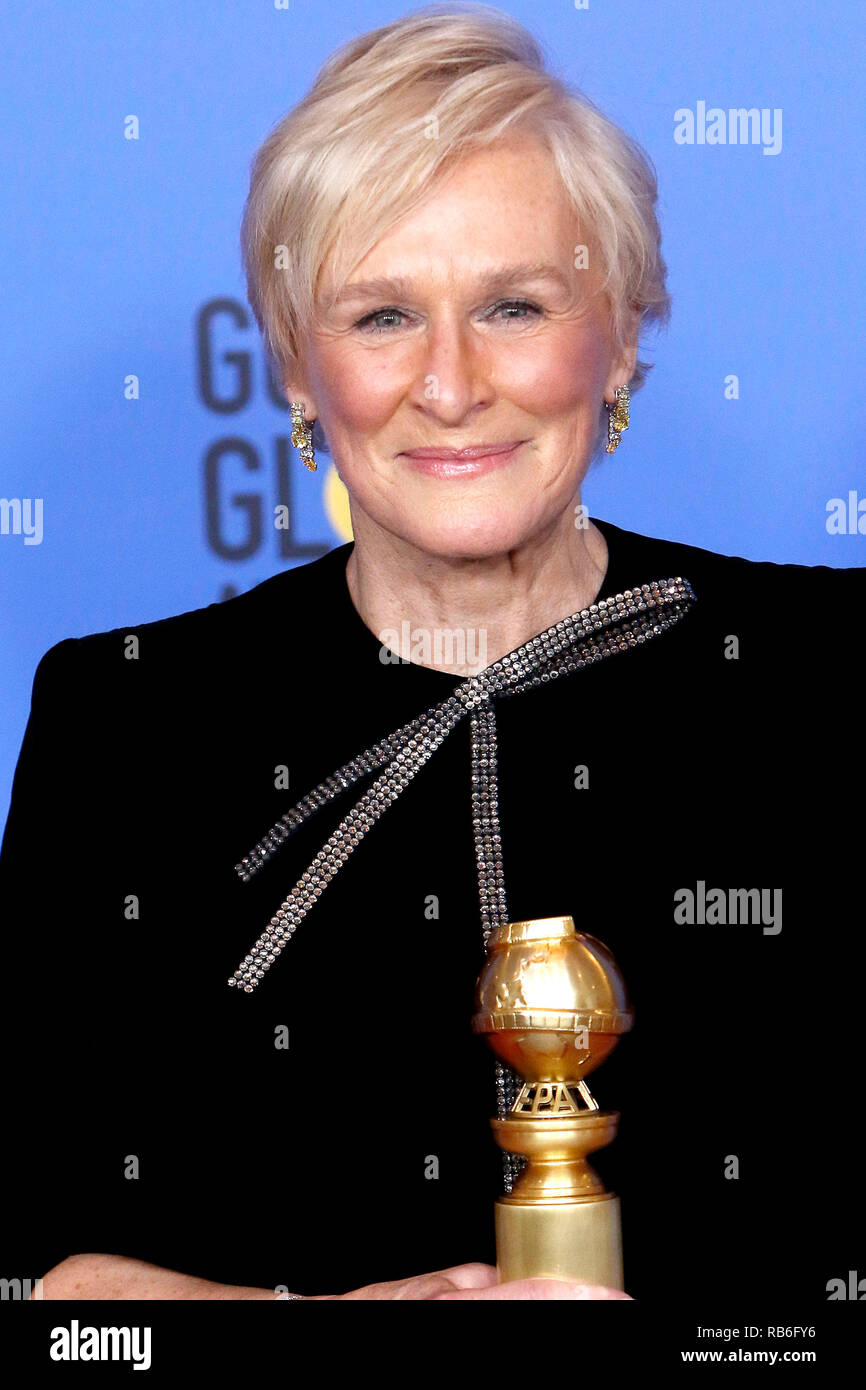 Beverly Hills, USA. 06th Jan, 2019. Glenn Close of The Wife accepts the