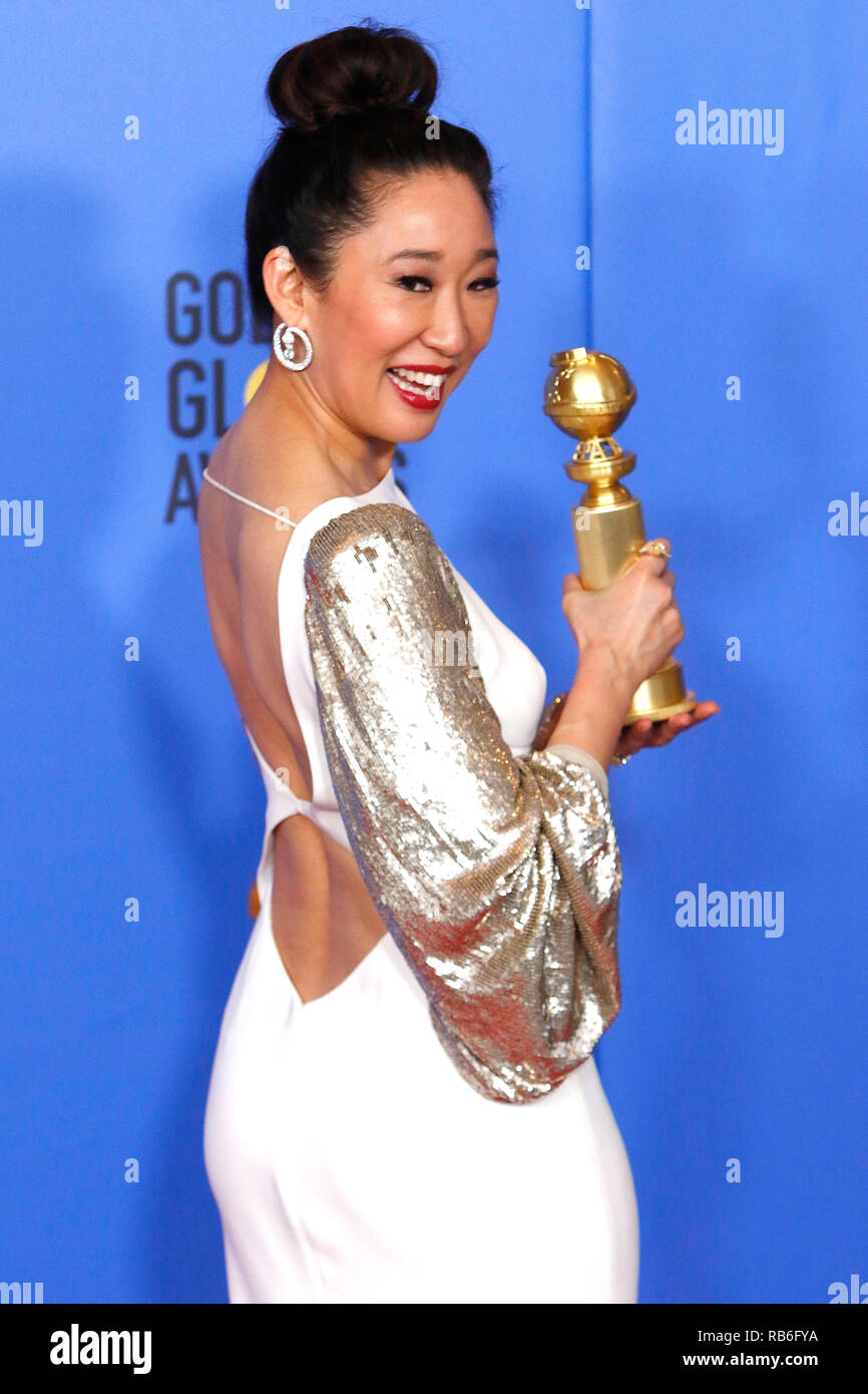 Sandra oh killing eve hires stock photography and images Alamy