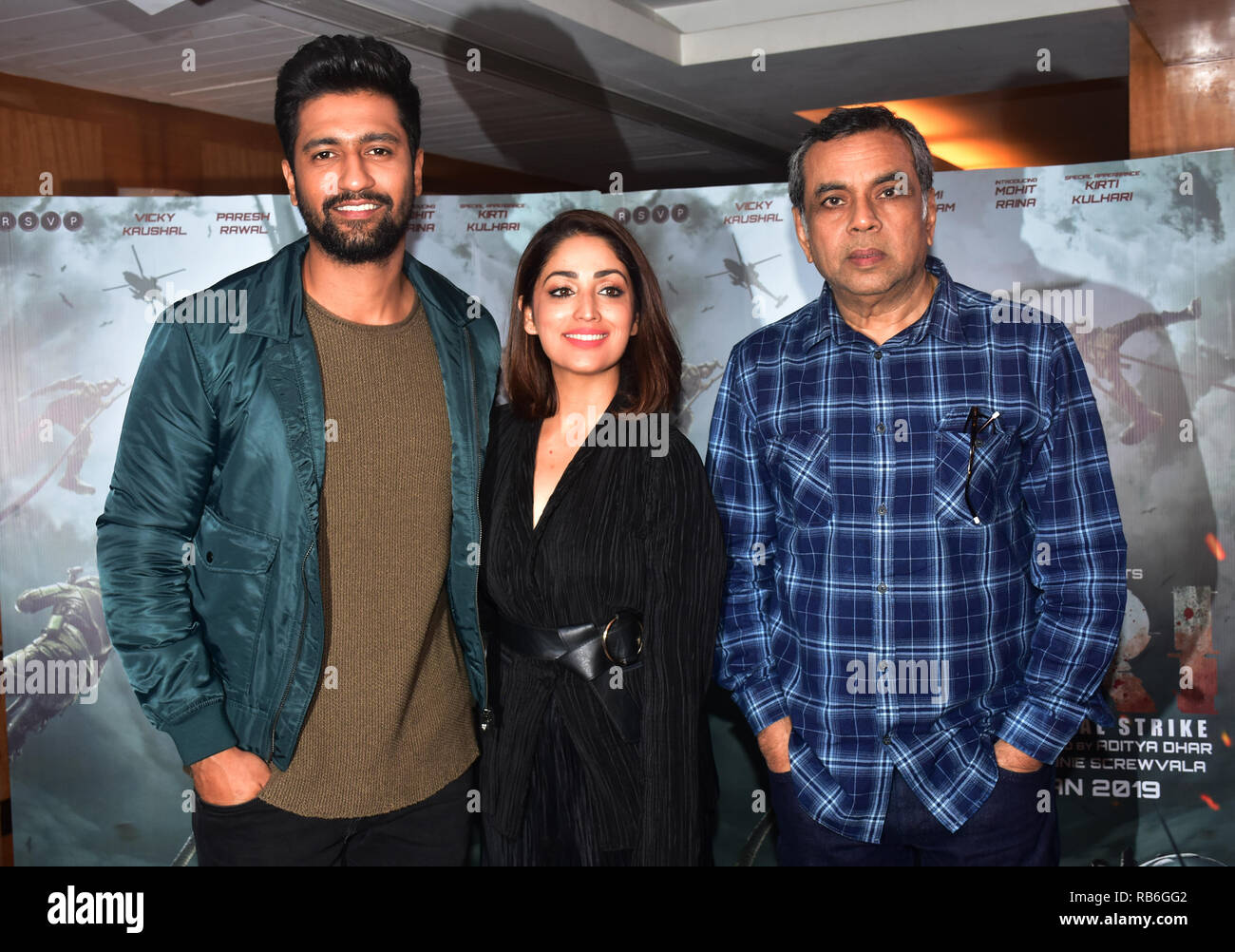 Mumbai, India. 7th Jan, 2019. Actor Vicky Kaushal (L), with actress Yami Gautam (C) and Paresh Rawal (R) are seen during the promotion of their upcoming film 'URI: The Surgical Strike' at Sun and Sand Hotel, Juhu in Mumbai. The film is based on the true events of 2016, when Indian Army avenged a deadly terrorist attack by carrying out a surgical strike. Credit: Azhar Khan/SOPA Images/ZUMA Wire/Alamy Live News Stock Photo