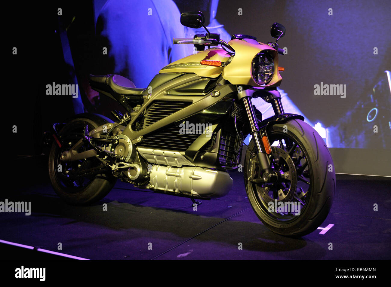 2026 Street Glide Motorcycle | Harley-Davidson USA