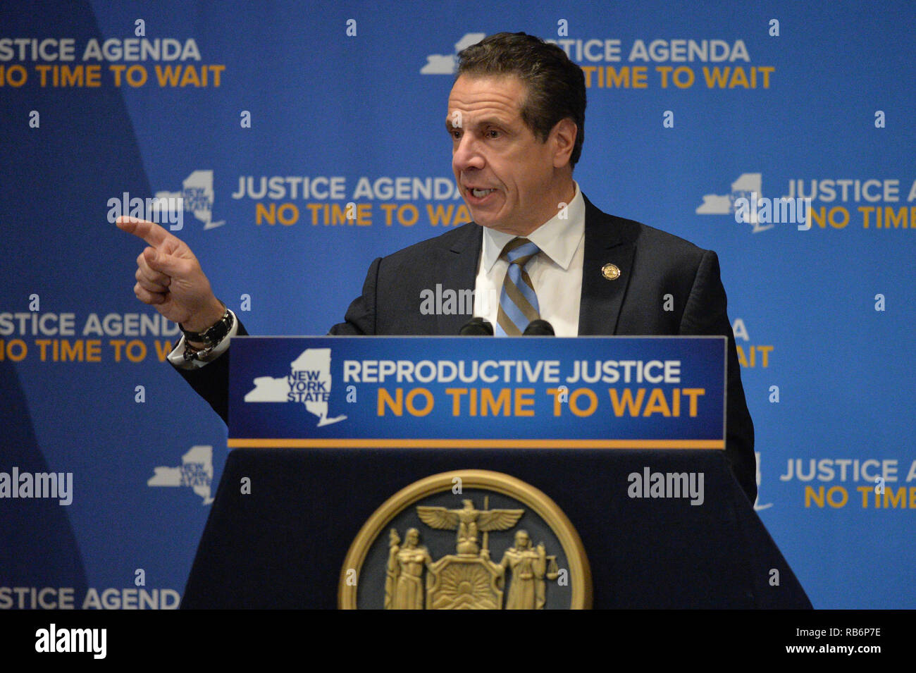 New York, USA. 7th January, 2019. Andrew Cuomo speaks about Reproductive Justice at Barnard College in New York. 07 Jan 2019 Credit: Erik Pendzich/Alamy Live News Stock Photo