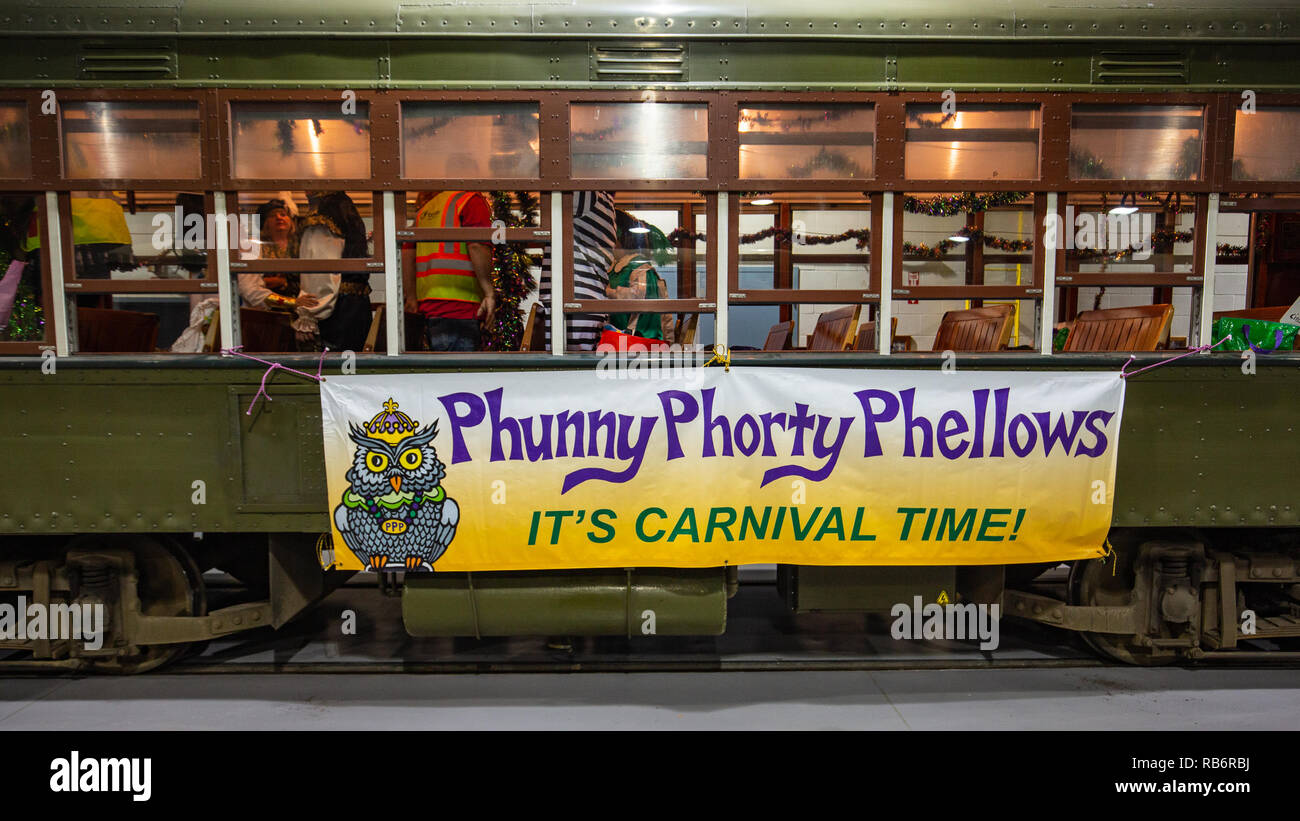mardi gras float barn