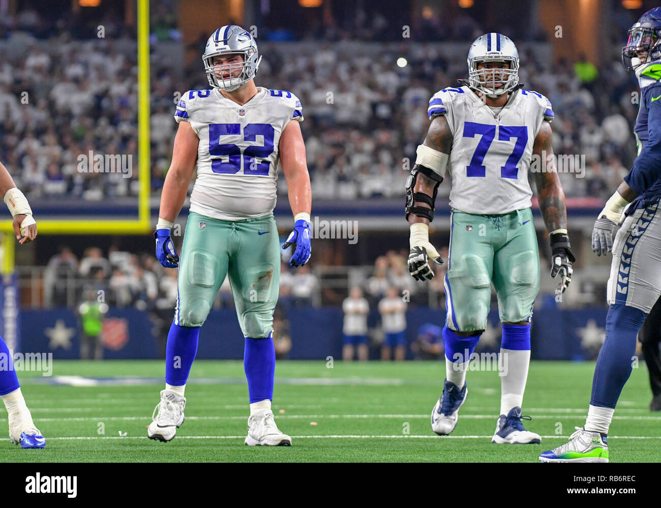 Dallas Cowboys offensive tackle Tyron Smith (77) runs onto the field prior  to an NFL Football game Houston Texans in Arlington, Texas, Saturday, Aug.  21, 2021. (AP Photo/Michael Ainsworth Stock Photo - Alamy