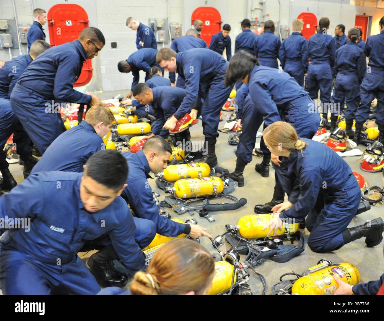 GREAT LAKES, Ill. (Dec. 12, 2016) Recruits from Divisions 023 and 024 ...