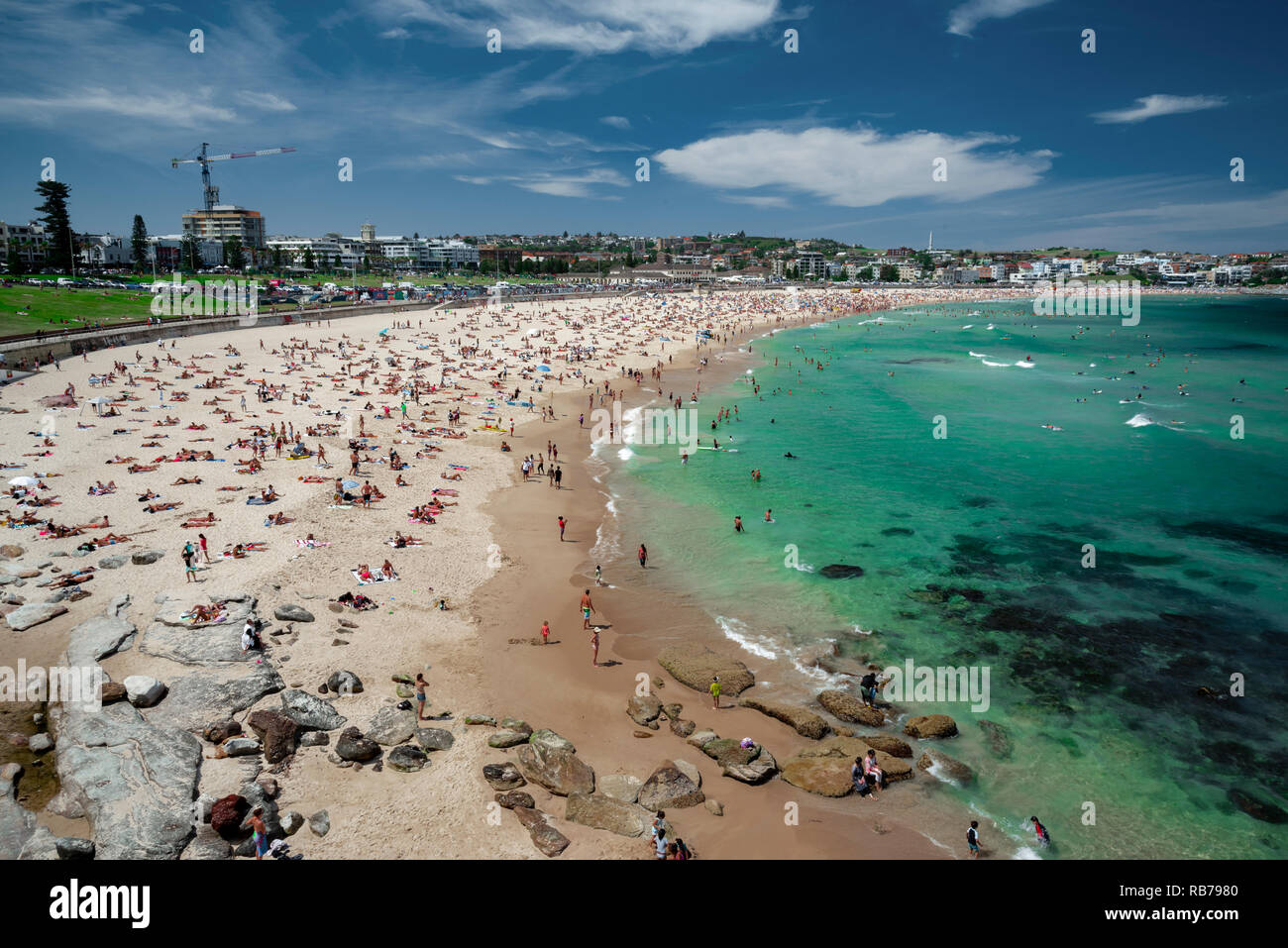 Bondi beach people hi-res stock photography and images - Alamy