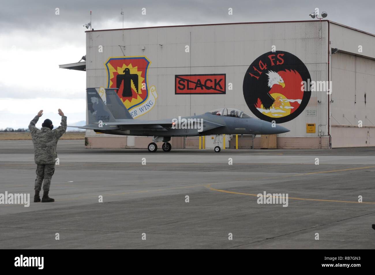 A 173rd Fighter Wing F 15 Crew Chief Signals In The F 15 Eagle