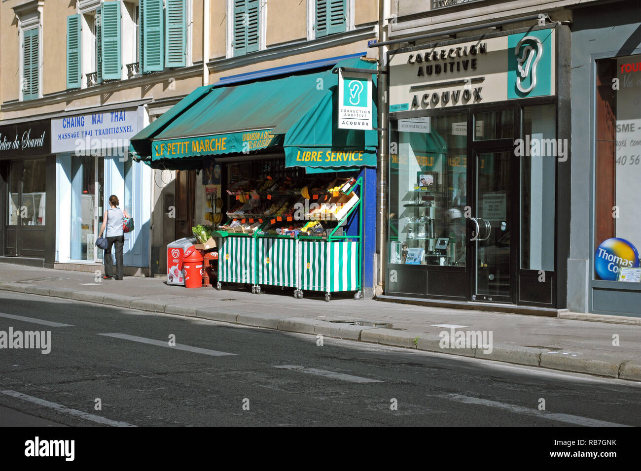 French grocery store paris hires stock photography and images Alamy