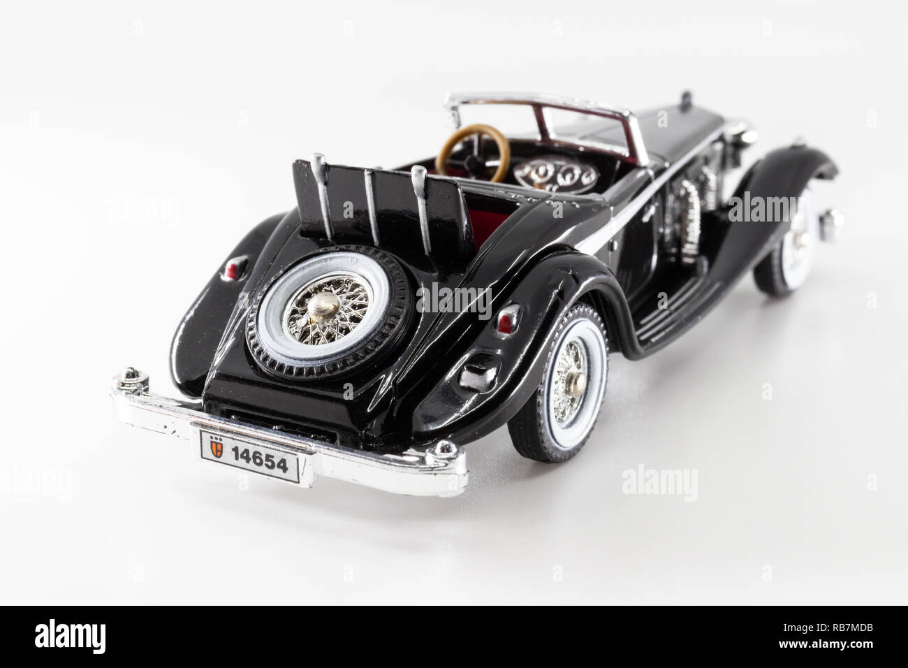 MATCHBOX Models OF YESTERYEAR Y-20 1938 540K MERCEDES Banz