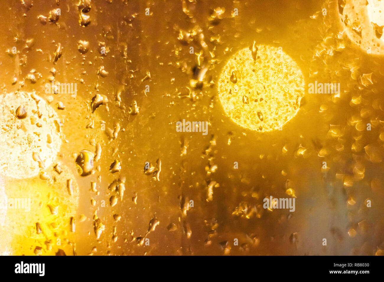 Rain car window hi-res stock photography and images - Alamy