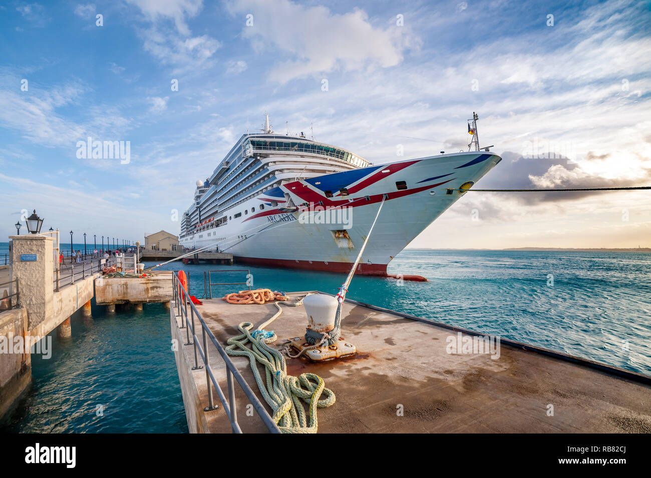 Bermuda Cruise High Resolution Stock Photography And Images Alamy