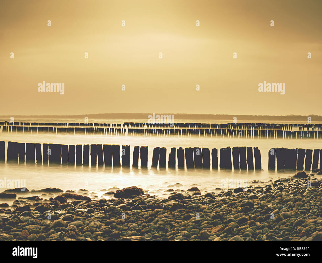 Logs of pillars hi-res stock photography and images - Alamy