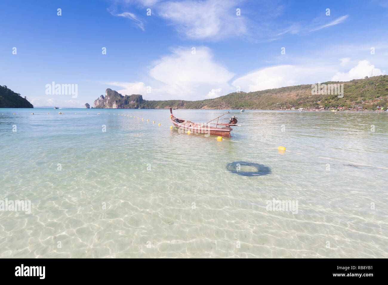 Clear sea water tropical island hi-res stock photography and images - Alamy