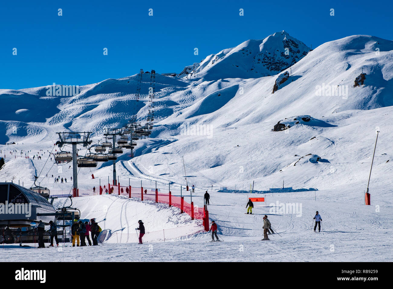 Ski lifts for ski and snowboard players for winter holiday in Alps area, Les Arcs 2000, Savoie, France, Europe Stock Photo