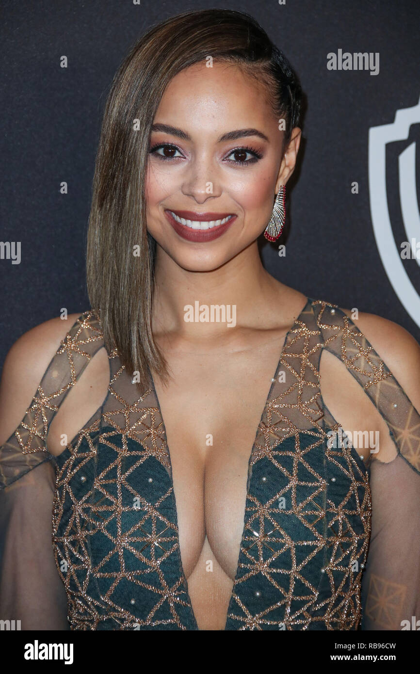 BEVERLY HILLS, LOS ANGELES, CA, USA - JANUARY 06: Actress Amber Stevens