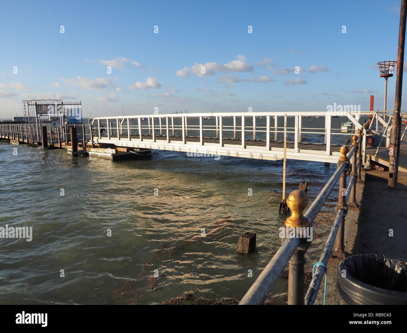 Queenborough, Kent, UK. 8th January, 2018. UK Weather today's surge