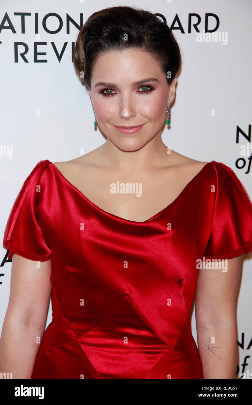 New York, NY, USA. 08th Jan, 2019. Sophia Bush at The National Board of Review Annual Awards Gala at Cipriani in New York City on January 8, 20189. Credit: Diego Corredor/Media Punch/Alamy Live News Credit: MediaPunch Inc/Alamy Live News Stock Photo