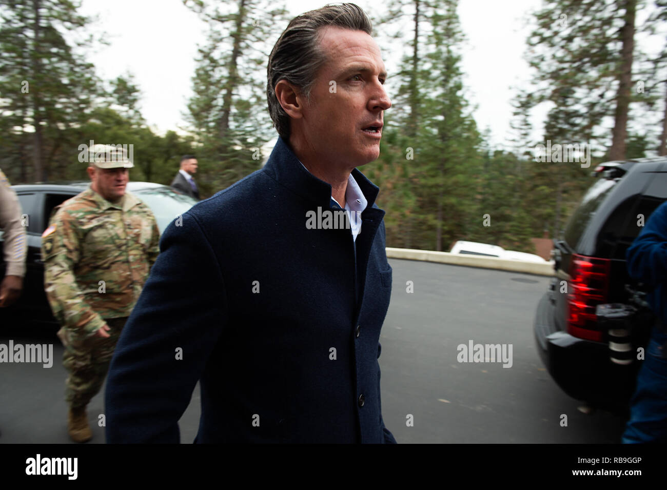 Colfax, CA, USA. 8th Jan, 2019. Governor Gavin Newsom arrives at press conference announcing ''new executive actions'' regarding response to wildfires at the Colfax Cal Fire Station on Tuesday, January 8, 2019 in Colfax. Credit: Paul Kitagaki Jr./ZUMA Wire/Alamy Live News Stock Photo