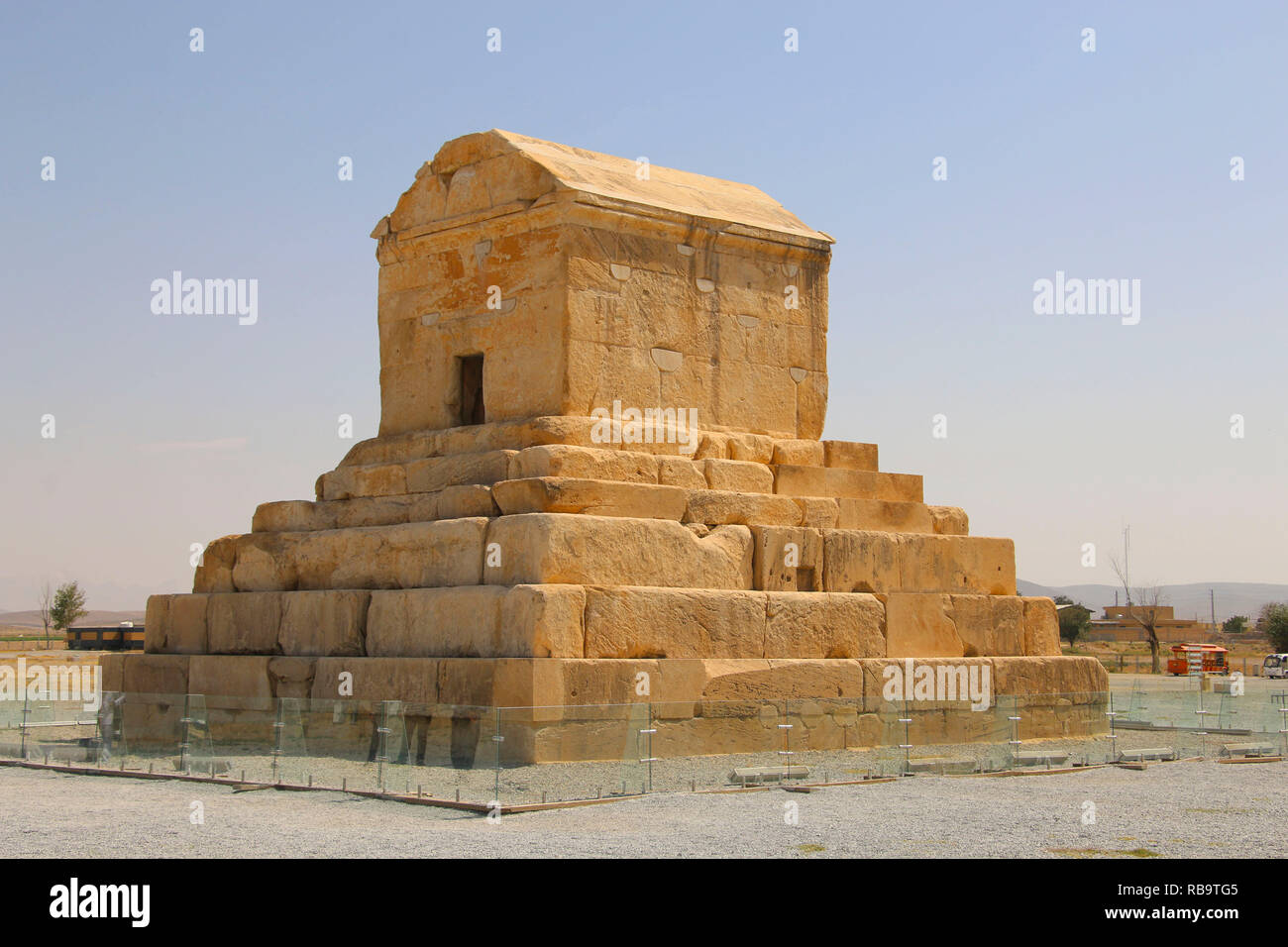 Cyrus The Great Tomb Inside